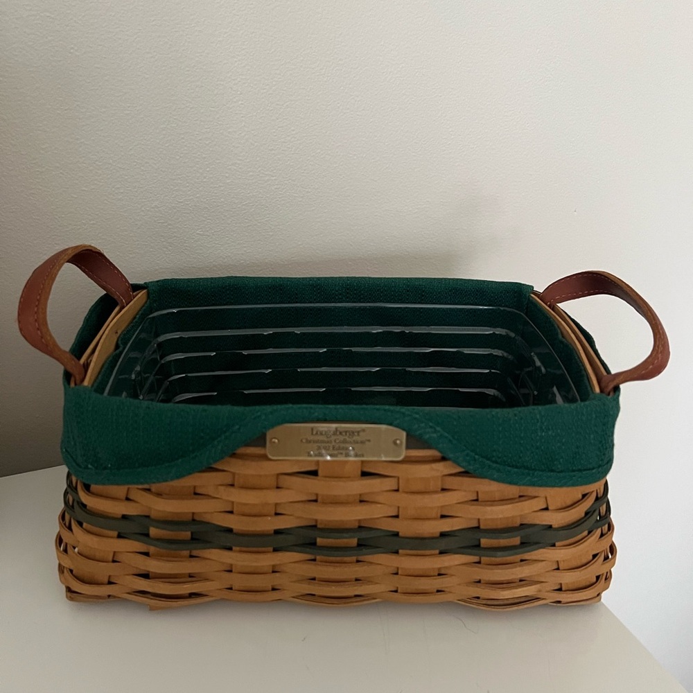 Longaberger Christmas Collection 2002 Edition Traditions Basket